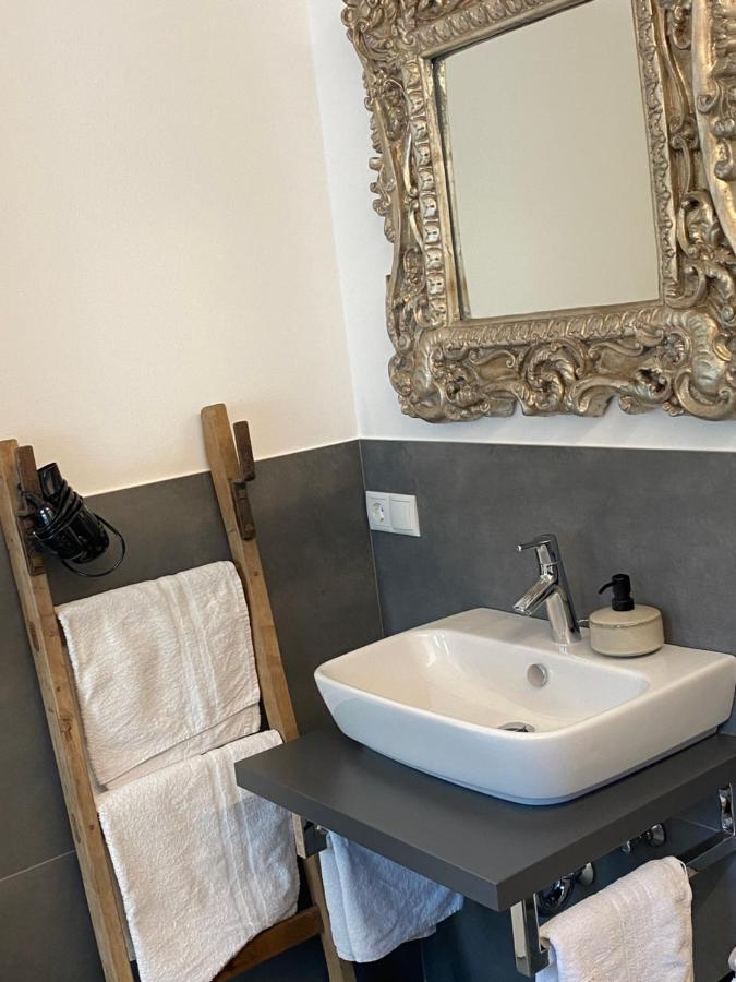 Hotel Garni Vinea Montis Термено Экстерьер фото